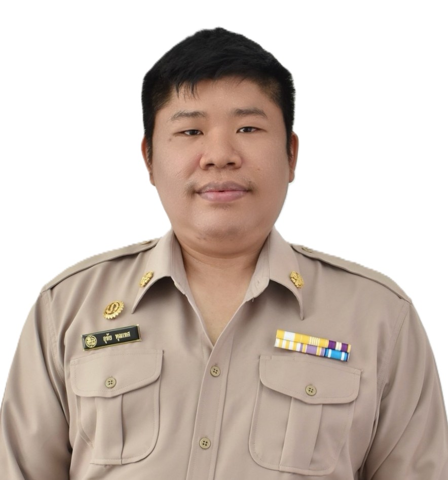 นายอุทัย พุฒเทศ